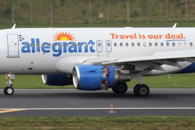 Airbus A319 (N311NV)