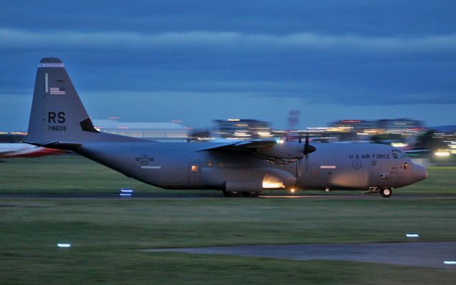 Lockheed C-130 Hercules (07-8609) - "herky37" usaf ramstein c-130j-30 07-8609 arriving in shannon this evening 29/10/17.