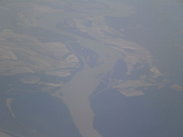 BOEING 767-300 (N124DE) - enroute to ATL from SFO on June 9, 2011 over the Miss. River