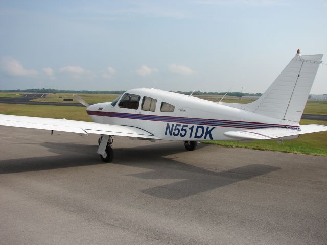 Piper Cherokee (N551DK)