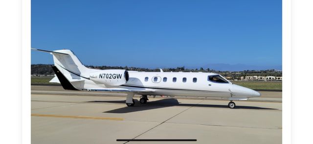 Learjet 31 (N702GW)