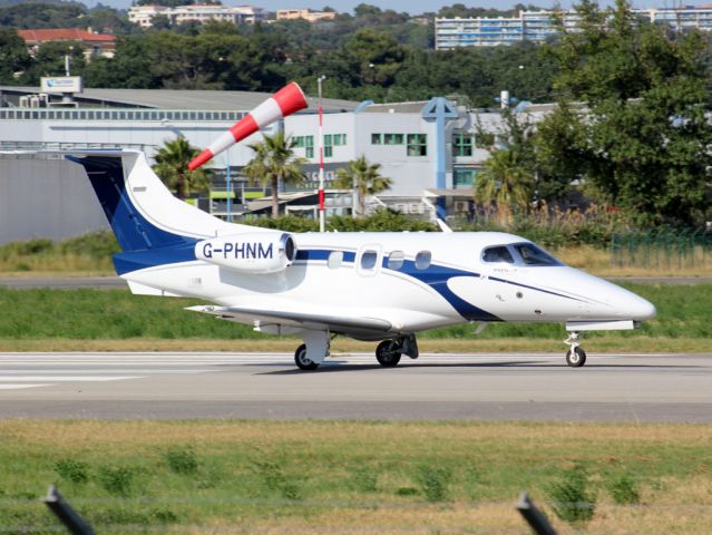 Embraer Phenom 100 (G-PHNM)