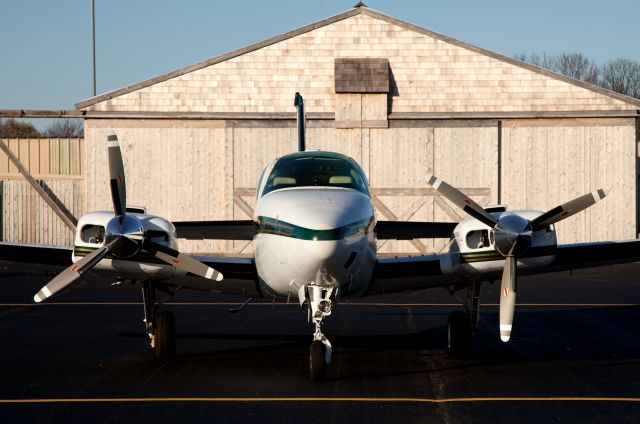 Beechcraft Baron (58) (N666CK)