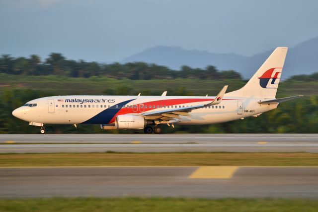 Boeing 737-800 (9M-MSI)