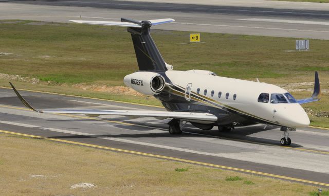 Embraer Legacy 550 (N602FX)