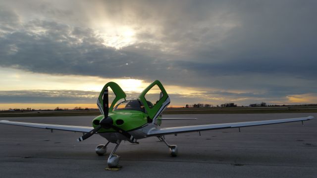 Cirrus SR-20 (N139J)