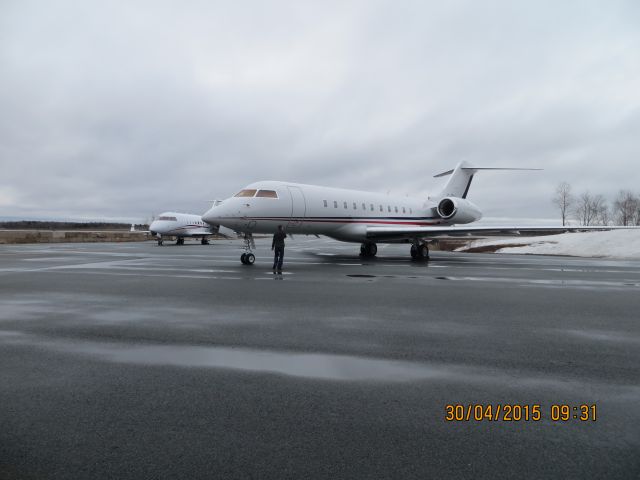 Bombardier Global 5000 (C-FFIJ)