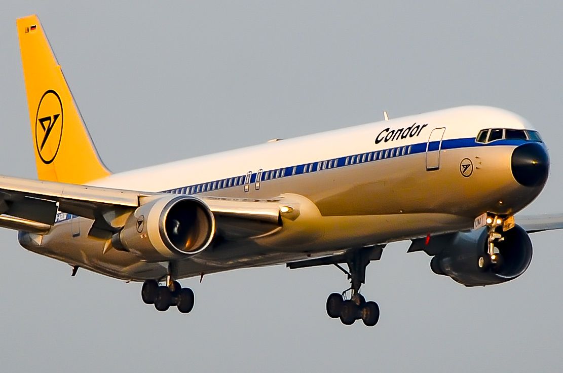 BOEING 767-300 (D-ABUM) - Here is the beautiful Condor retro 767 on final for 23 at Toronto Pearson