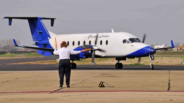 Beechcraft 1900 (N165YV) - Concentrate Katherine... concentrate...