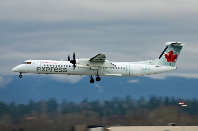 de Havilland Dash 8-400 (C-GXJZ)