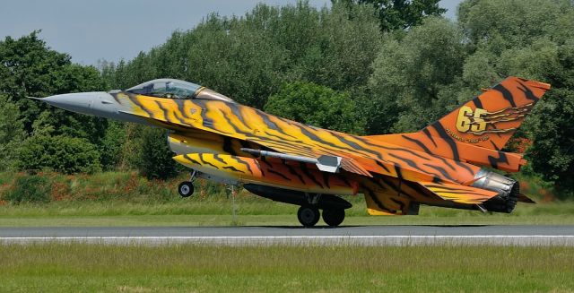 Lockheed F-16 Fighting Falcon — - Belgian Air Force F-16 in Neuburg (ETSN)