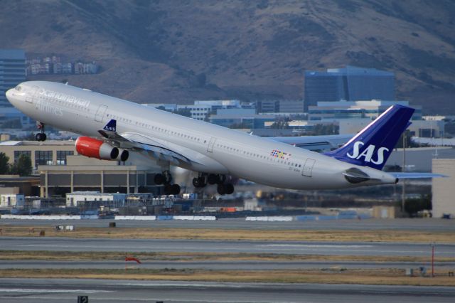 Airbus A340-300 (OY-KBA)