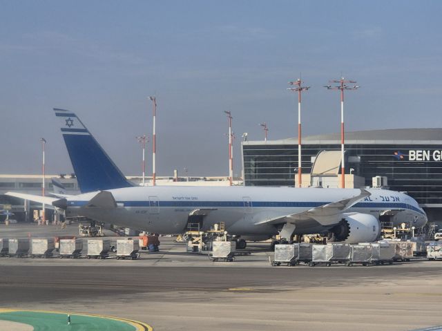 Boeing 787-9 Dreamliner (4X-EDF)