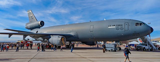 McDonnell Douglas DC-10 (83-0076) - 83-0076 McDonnell Douglas KC-10A Extender (DC-10-30CF) 60th Air Mobility Wing - 349th Air Mobility Wing Travis Air Force Base - Aviation Nation 2022br /Nellis AFB (LSV / KLSV)br /USA - Nevada, November 5, 2022br /Photo: Pilar Dumasbr /(Tomás Del Coro)