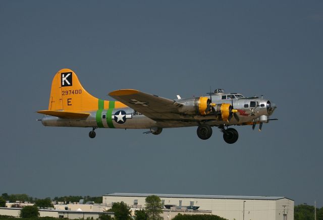 Boeing B-17 Flying Fortress (N9583Z) - B-17 Fuddy Duddy taking off for the air show at the EAA Fly In 7-30-2005