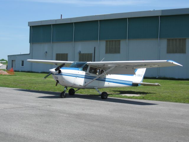 Cessna Skyhawk (C-GNKJ) - Ontario fun flyers 172 on a flight to peterborough