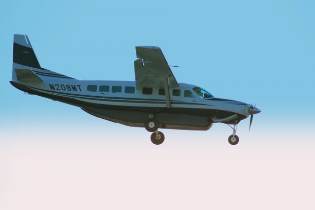 Cessna Caravan (N208MT) - Catalina Island cargo plane