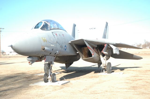 Grumman F-14 Tomcat (USNAVY) - This Tomcat is sitting in a park in WaKeeney Kansas on the North side of I-70.  Far from the shores of the land she once protected and in need of a face lift.