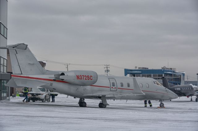 Learjet 60 (N372SC)