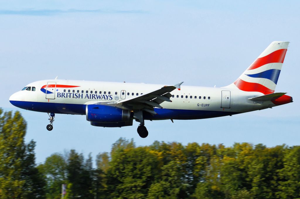 Airbus A319 (G-EUPF) - A picture from 18-10-2014. Edited with my current skills. A lot have changed since then.br /British Airways A319-131 G-EUPF at Rotterdam The Hague Airport.