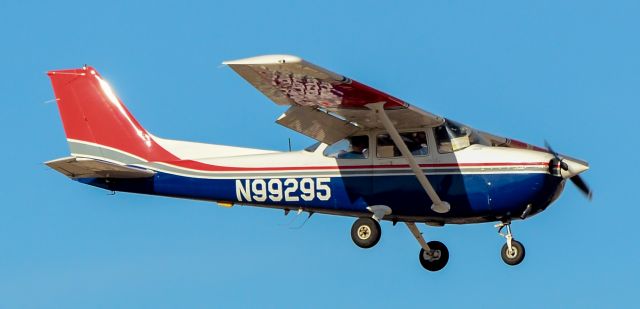 Cessna Skyhawk (N99295) - N99295 1985 Cessna 172P Skyhawk s/n 17276429 - North Las Vegas Airport (IATA: VGT, ICAO: KVGT,)br /Photo: TDelCorobr /February 15, 2020