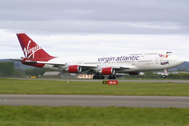 Boeing 747-400 (G-VROS)