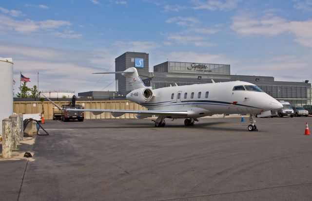 Bombardier Challenger 300 (OE-HUG) - 1st ever upload of OE-HUG on FlightAware.Com !!!