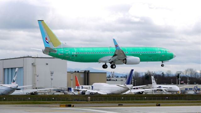 Boeing 737-800 (N1796B) - BOE364 (LN:3927) on final approach to runway 16R during its maiden flight 1/31/12. This aircraft is for Korean Air and will carry registration #HL8243.