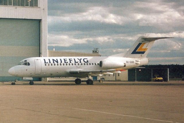 Fokker Fellowship (SE-DGB) - Seen here in Jun-92.br /br /Delivered new to Linjeflyg 26-Apr-73.br /Registration cancelled 10-Jul-98. Broken up at ESSA.