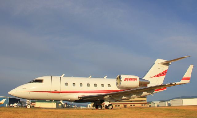 N888DH — - Challenger 600 at Coeur dAlene Airport