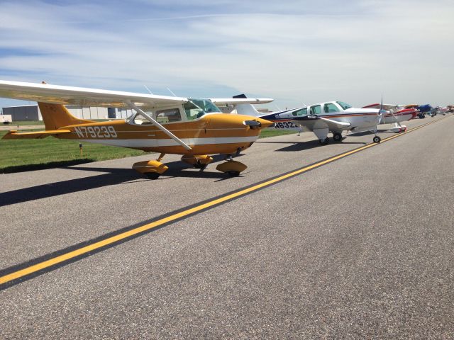 Cessna Skyhawk (N79239)