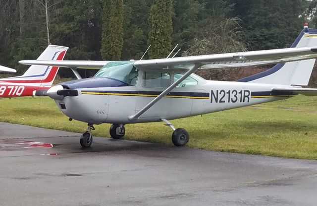Cessna Skylane (N2131R)