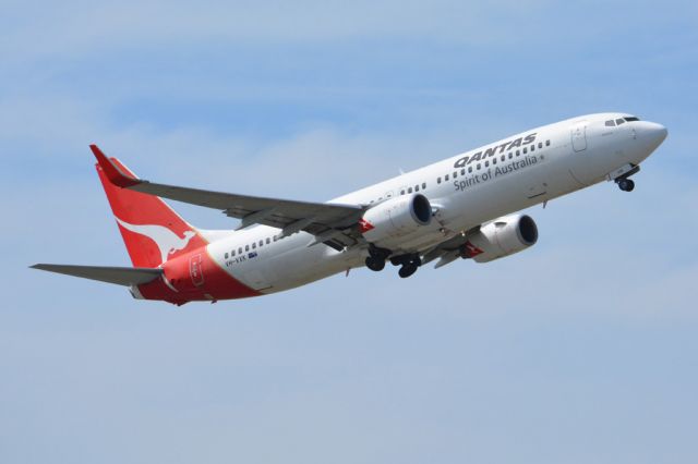 Boeing 737-800 (VH-VXK) - Getting airborne off runway 23 and off to an interstate destination. Thursday 13th March 2014.