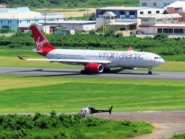 Airbus A330-300 (G-VSXY)