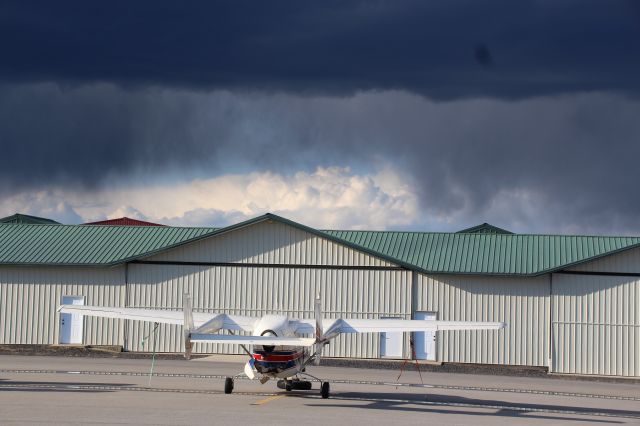 Cessna Super Skymaster (N2462S) - Skymaster with the interior gutted, watching a nasty cold front approach. March 31, 2019.