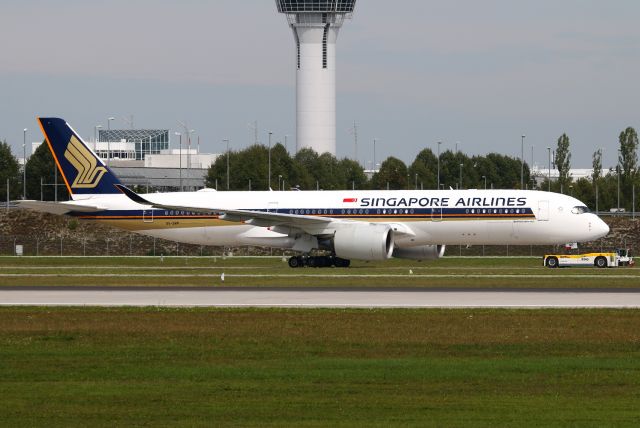 Airbus A350-900 (9V-SMP)