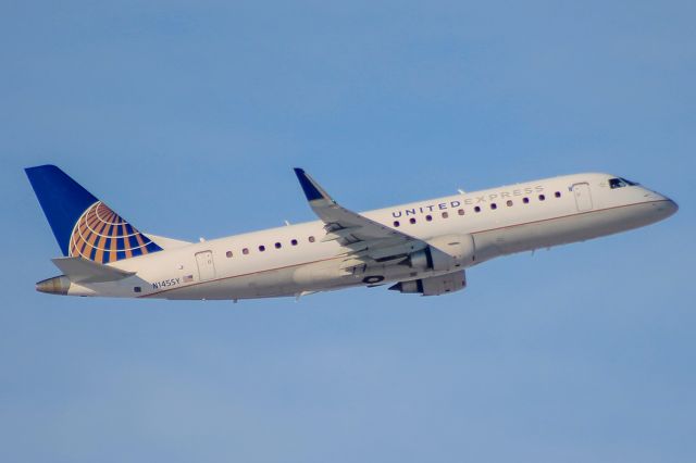 Embraer 175 (N145SY) - Skywest 5948 to Nashville, TN. 15 Feb 21.