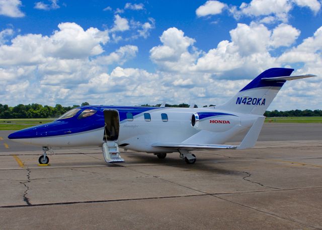 Honda HondaJet (N420KA) - At Downtown Shreveport.