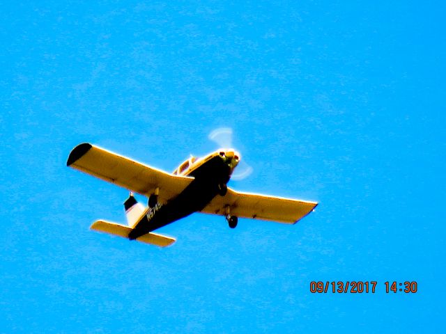 Piper Cherokee Arrow (N5749W)
