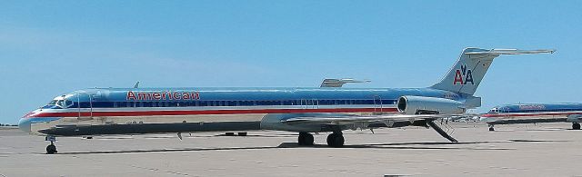 McDonnell Douglas MD-82 (N426AA) - Mothballed to KROW Boneyard 08/21/18