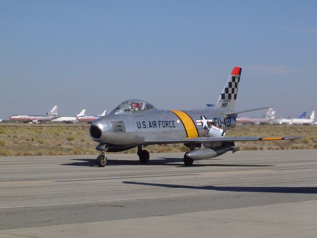 North American F-86 Sabre (N38453)