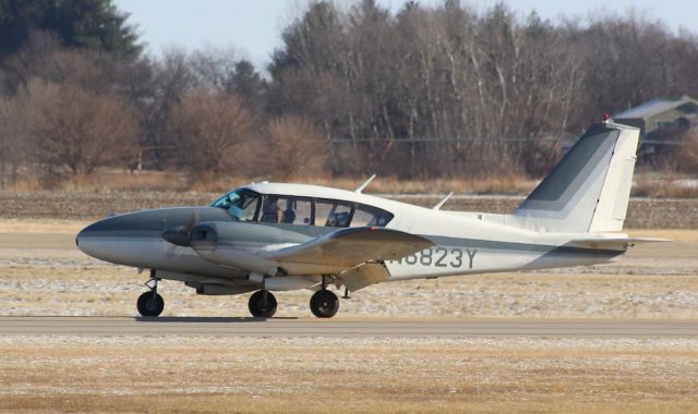 Piper Aztec (N6823Y) - Whiteside County Airport KSQI 17 Dec 2022br /This smart looking Aztec decided to stop and do a couple of circuits around the airport before heading back to the Chicagoland.br /Gary C. Orlando Photo 