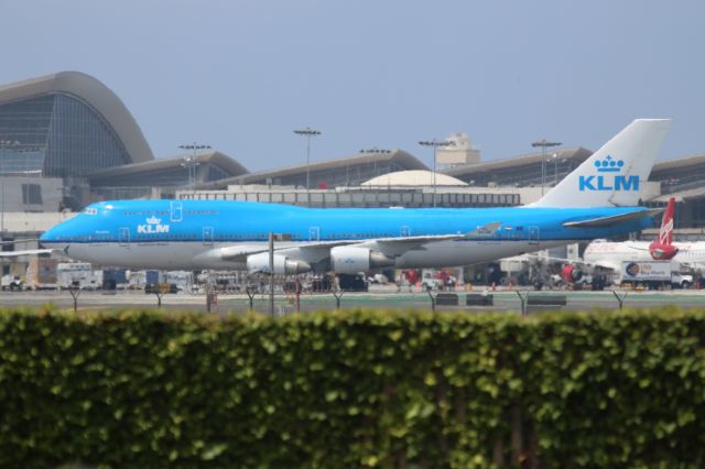 Boeing 747-400 (PH-BFV)