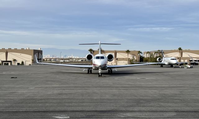 Gulfstream Aerospace Gulfstream G650 (N650TP) - Head on with N650TP, a Gulfstream Aerospace G650, @ Henderson Exec. (HSH/KHND). 12/22/21. 