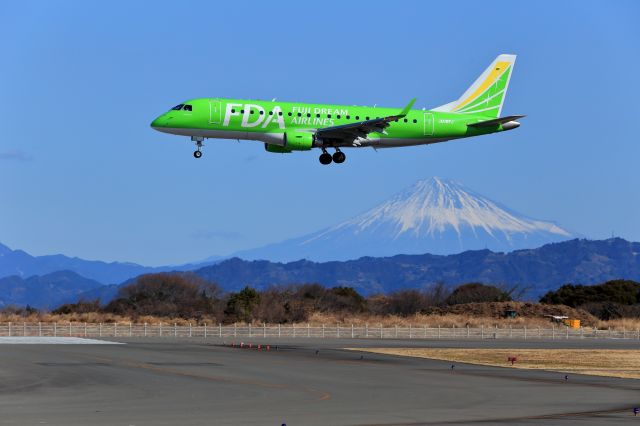 JA08FJ — - The Mt. Fuji & Fuji Dream Airlines light green.