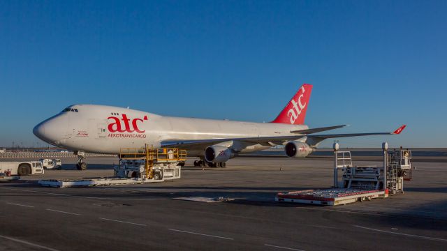 Boeing 747-200 (ER-BBJ)