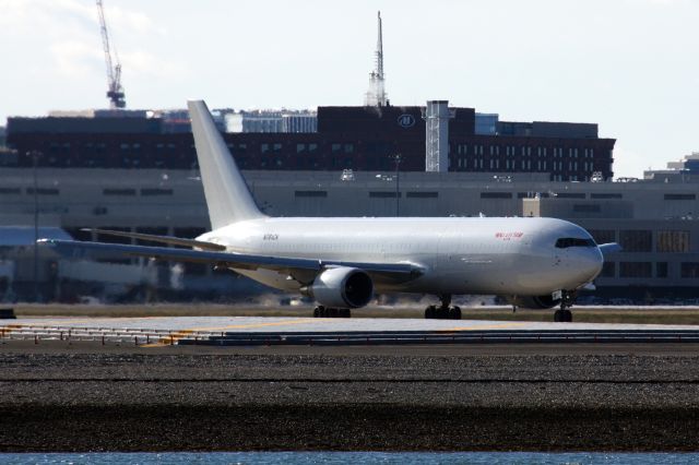 BOEING 767-300 (N761CK)