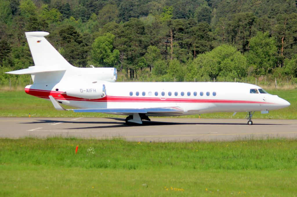 Dassault Falcon 7X (D-AIFH) - VistaJet Germany Falcon 7X departing rwy 06 on 7-May-24 heading for KIAD as VJH961.