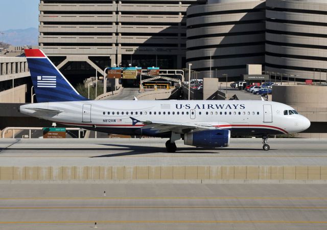 Airbus A319 (N812AW)