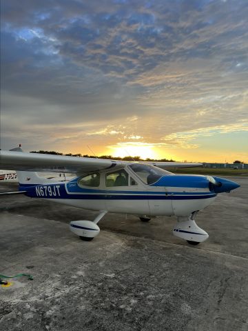 Cessna Cardinal (N679JT) - Sunset preflight 